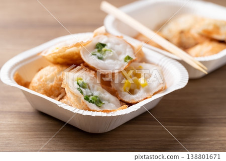 Thai coconut pancakes (Kanom Krok) with corn and spring onion toppings Thai coconut pancakes (Kanom Krok) with corn and spring onion toppings 138801671