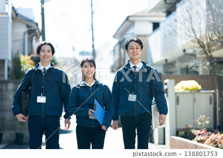 支持日常生活的工作人員 支持日常生活的工作人員 138801753