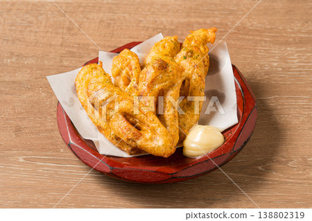 Chikuwa Isobe-age: A crispy fried dish with the aroma of green laver. 138802319