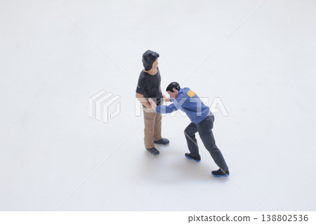 Miniature Figures Interaction In Dynamic Motion 138802536