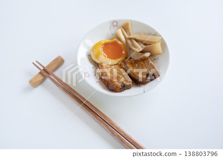 拉麵和沾麵配料 138803796