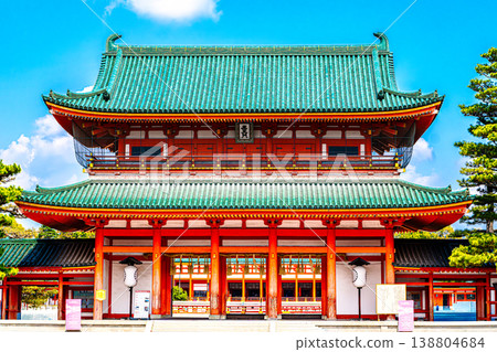 京都,平安神宮的Otenmon 京都,平安神宮的Otenmon 138804684
