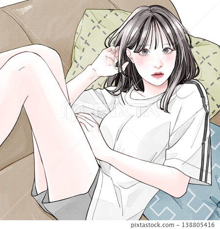 一名女子躺在沙發上 138805416