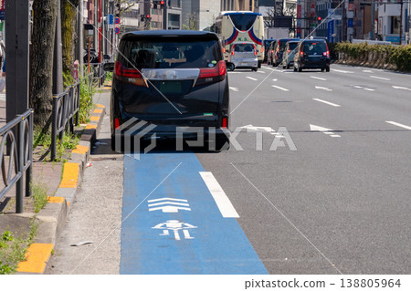 Street parking Street parking 138805964