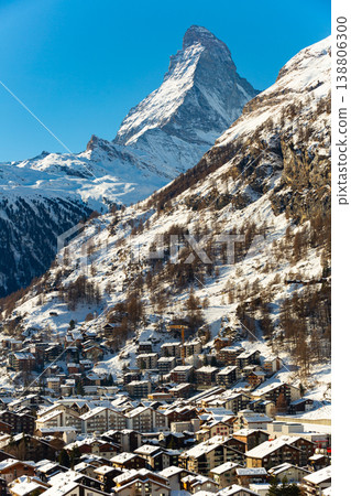 Snowing in Zermatt traditional Swiss ski resort under Matterhorn Snowing in Zermatt traditional Swiss ski resort under Matterhorn 138806300