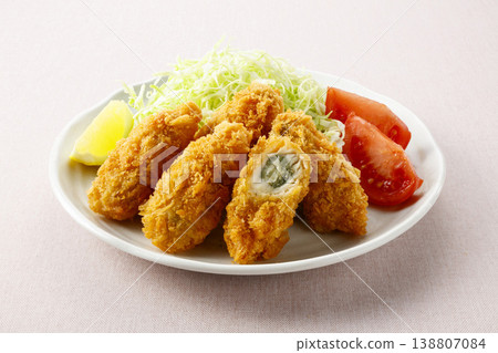 炸牡蠣（橫切面圖） 138807084