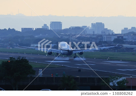 Landing Landing 138808262