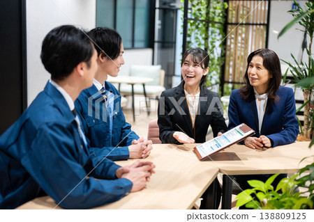 Business Consulting Business Consulting 138809125