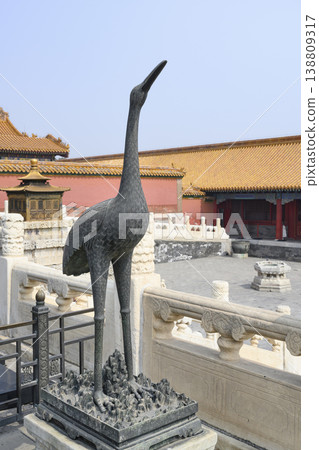Ancient crane sculpture of the 15th century in the Forbidden City in Beijing, China 138809317