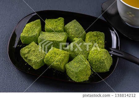 Matcha Warabi Mochi Matcha Warabi Mochi 138814212
