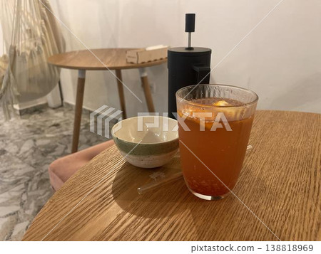 limonade and teapot on the table 138818969