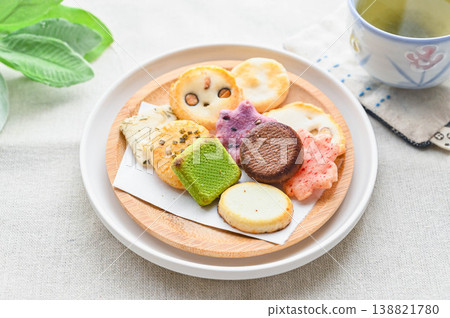 Rice crackers and Western-style sweets Rice crackers and Western-style sweets 138821780