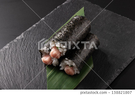 Hand-rolled sushi: Thin roll (Tuna and green onion) Hand-rolled sushi: Thin roll (Tuna and green onion) 138821807