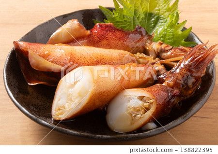 Squid with roe 138822395