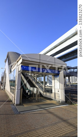 Yurikamome Ariake Tennis no Mori Station, Exit 1A, escalator installed. Yurikamome Ariake Tennis no Mori Station, Exit 1A, escalator installed. 138823270