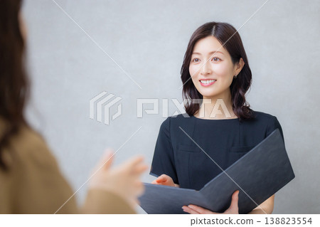Beauty adviser Beauty adviser 138823554