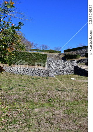 Yokosuka Castle 012 Main Keep Stone Wall 138824925