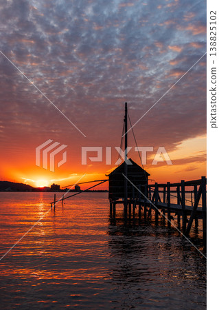 The beautiful sunset over Lake Togo 138825102