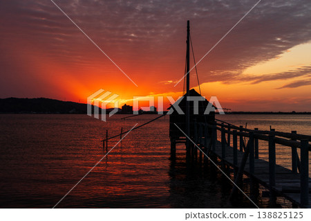 日落後的多哥湖夜景 138825125