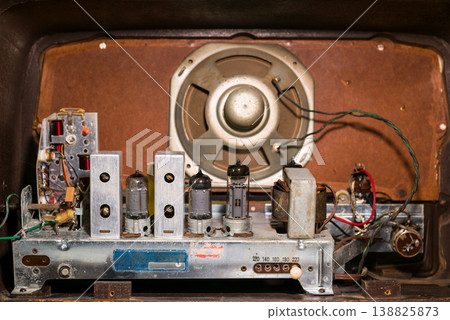 Vintage vacuum tubes into radio 138825873