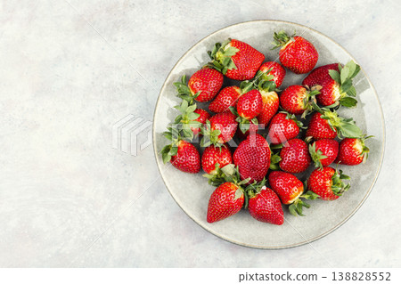 Strawberries with Green Leaves Strawberries with Green Leaves 138828552