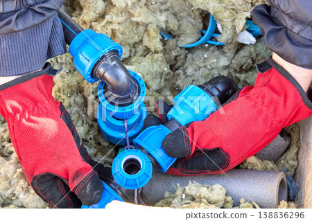 Compression fitting nuts are tightened by hand without use of tools. Compression fitting nuts are tightened by hand without use of tools. 138836296