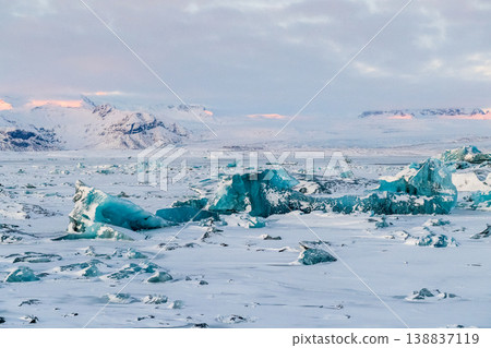 Early morning over Jokulsarlon Glacier lagoon Early morning over Jokulsarlon Glacier lagoon 138837119