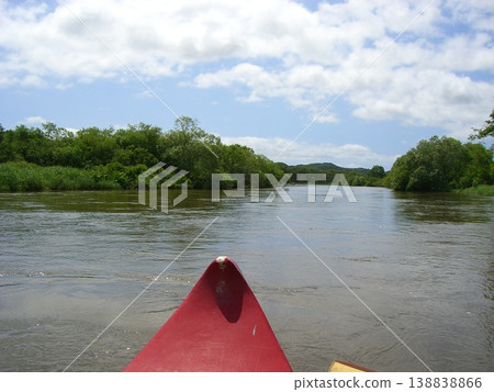 Scenery of canoeing down the Kushiro River in Hokkaido; nature around Lake Toro Scenery of canoeing down the Kushiro River in Hokkaido; nature around Lake Toro 138838866