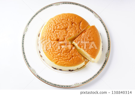 Souffle cheesecake 138840314