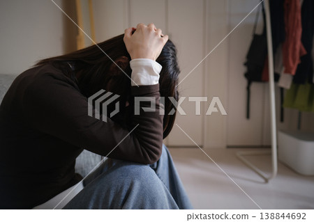 沮喪的女人 138844692