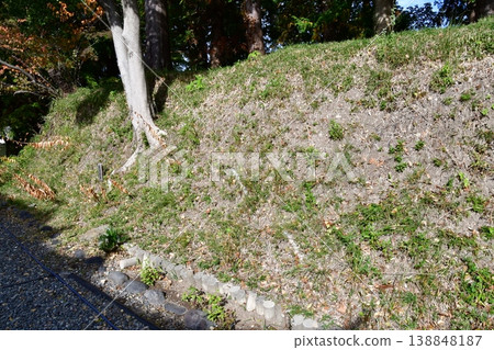 Kakegawa Castle 080 Second Bailey Earthwork 138848187