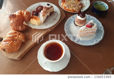 Stylish breakfast Stylish breakfast 138851993