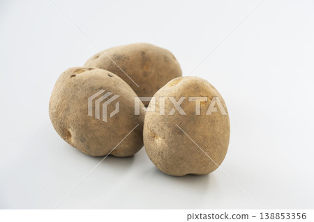 potato potato 138853356