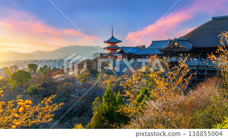 Kiyomizu temple at sunset in Kyoto, Japan. 138855004