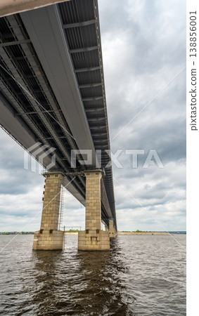 The large Zaimishchensky automobile bridge across the Volga River near Kazan, Russia 138856001