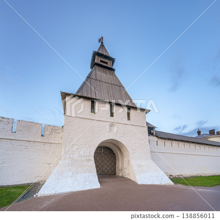 Preobrazhenskaya (Transfiguration) tower of Kremlin. 138856011