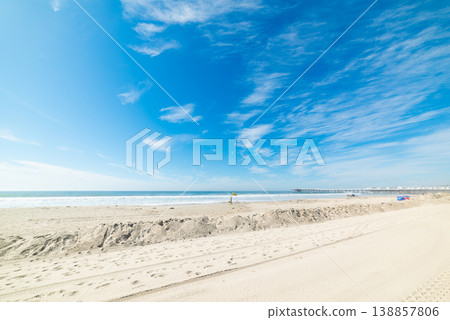 White sand and blue sea in Pacific Beach 138857806