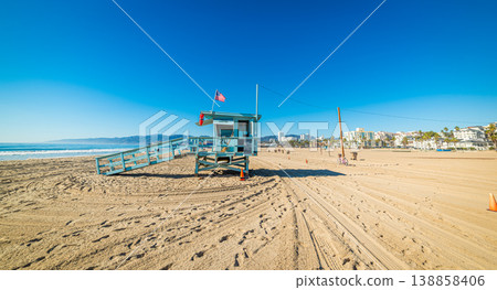 Lifeguard tower in Santa Monica State Beach 138858406