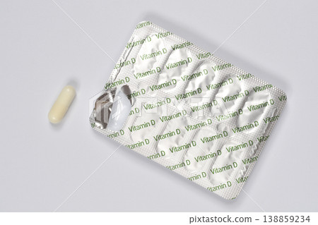 Vitamin Capsule Blister Vitamin Capsule Blister 138859234