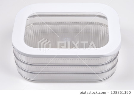 Transparent three tier food container 138861390
