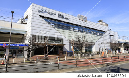 從東京臨海快速交通系統篠之目站A出口看到的車站大樓。 138862204