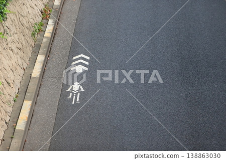 Bicycle navigation mark image 138863030