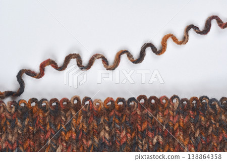 Knit and Wavy Yarn 138864358