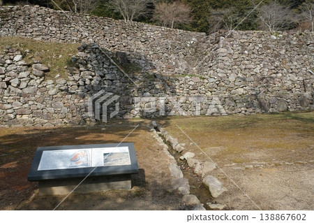 安土城遺址,羽柴秀吉故居所在地 安土城遺址,羽柴秀吉故居所在地 138867602