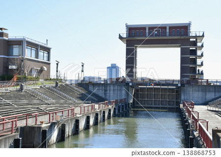 Arakawa Lock Gate_11 Arakawa Lock Gate_11 138868753