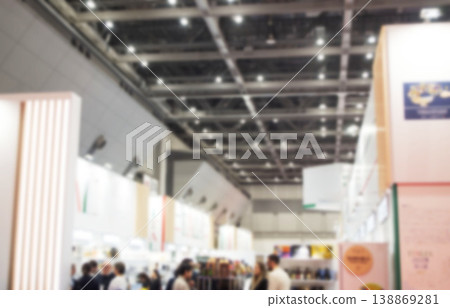 Trade fair venue, exhibition hall, steel frame, truss, framework, ceiling 138869281