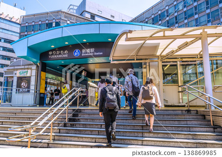 Tokyo cityscape, April 12th. View of Shimbashi Station on the Yurikamome Line, etc. Tokyo cityscape, April 12th. View of Shimbashi Station on the Yurikamome Line, etc. 138869985