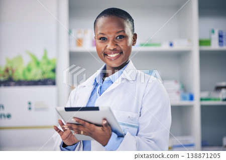 Happy woman, tablet and pharmacist with checklist for stock of medicine, information and advice on drugs. Digital list, pharmacy and African medical professional with online inventory for telehealth. 138871205