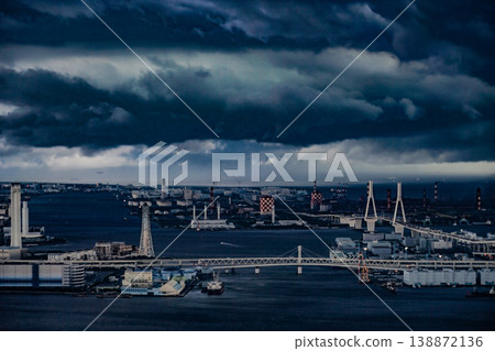 Rain clouds and Yokohama Port Rain clouds and Yokohama Port 138872136
