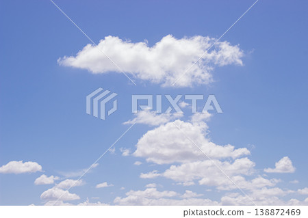 The vast sky is bright and beautiful with clouds of the new morning. The vast sky is bright and beautiful with clouds of the new morning. 138872469